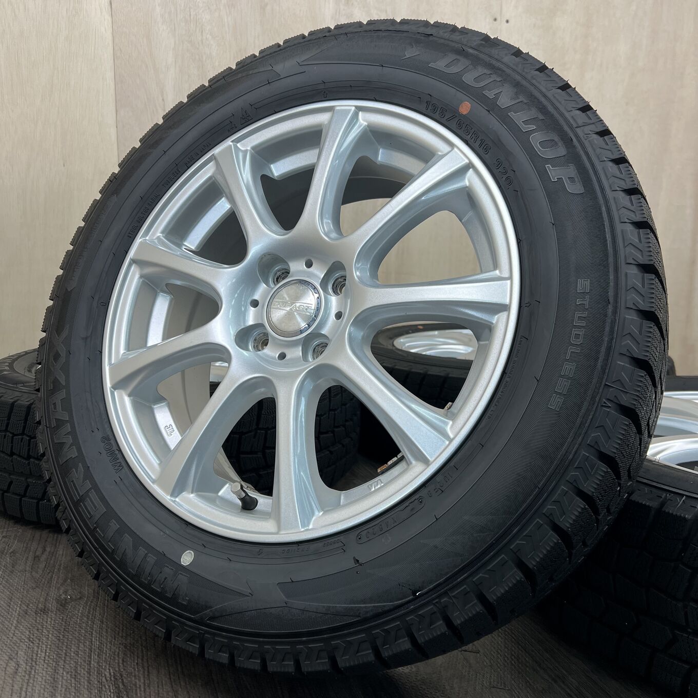 R16 6J ET42 4x100 Dunlop DUFACT DS9 — 25 400 ¥/комплект