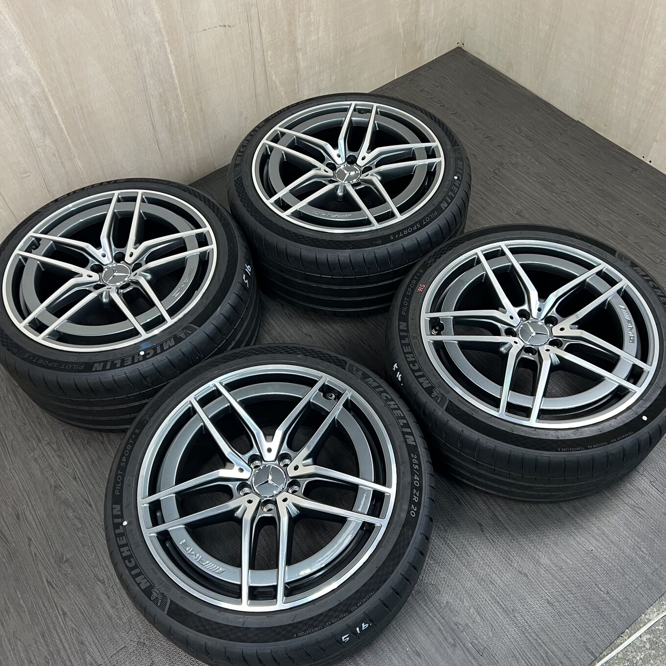 Michelin SL43 R232 AMG 265/40 R20, фото 6