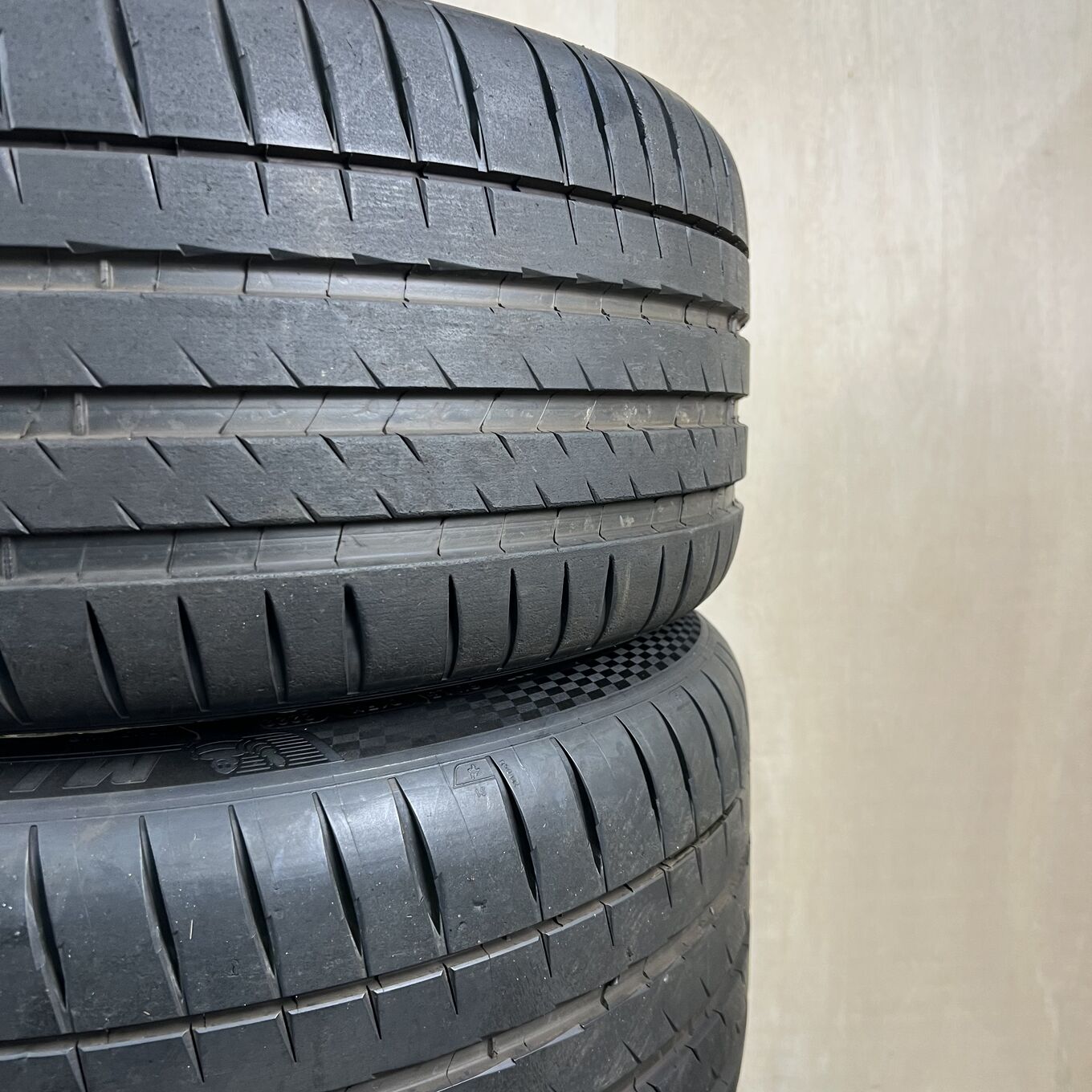 Michelin PILOT SPORT 4 265/40 R20, фото 6