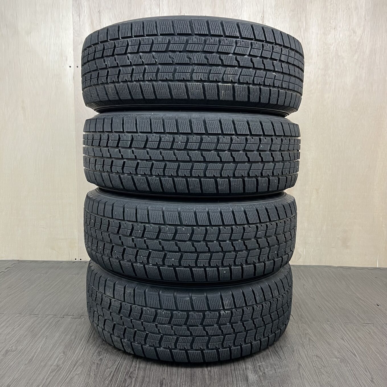 215/65 R16 Goodyear ICE NAVI 7 — 21 100 ¥/комплект