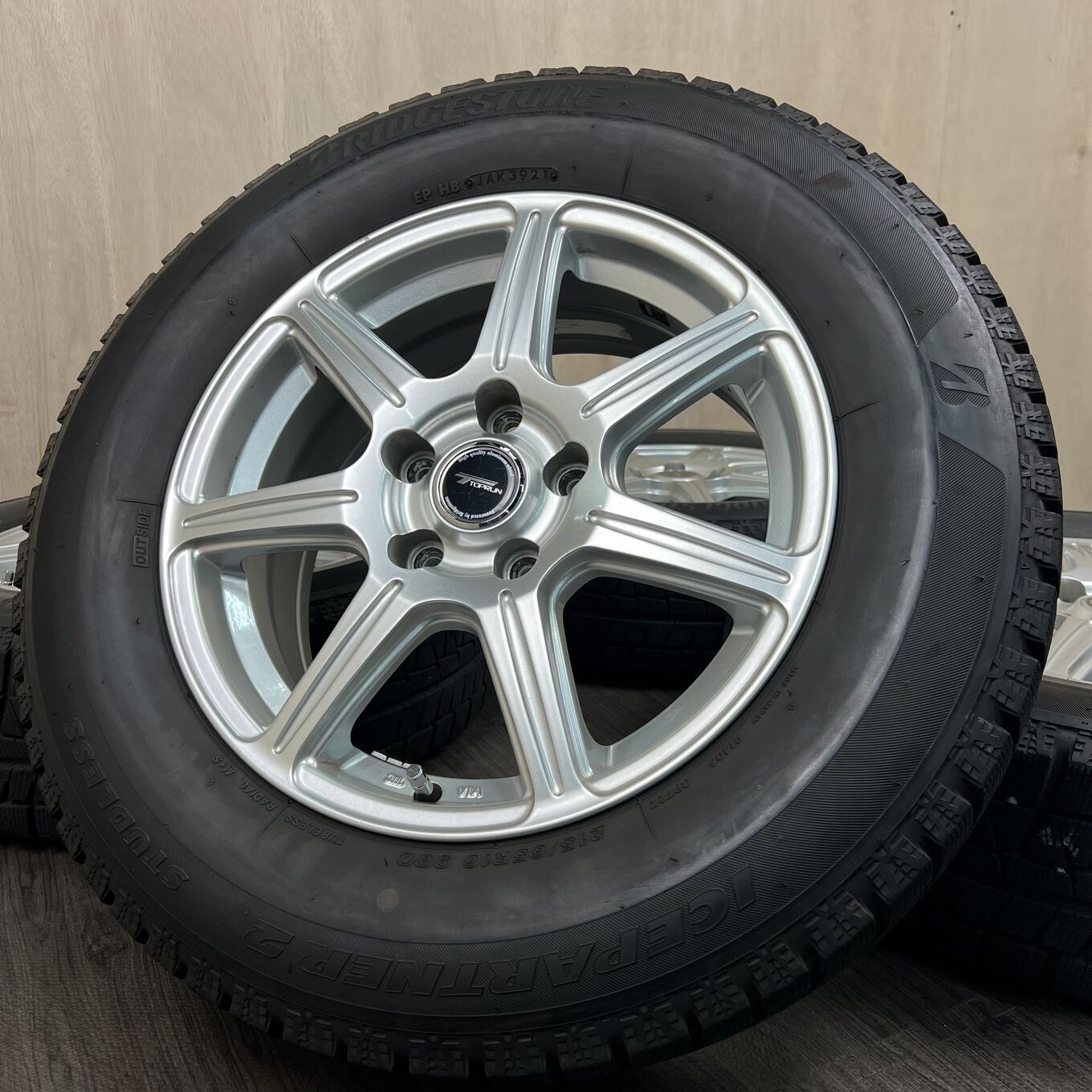 R16 6.5J ET46 5x114.3 Bridgestone TOPRUN R7 — 21 100 ¥/комплект