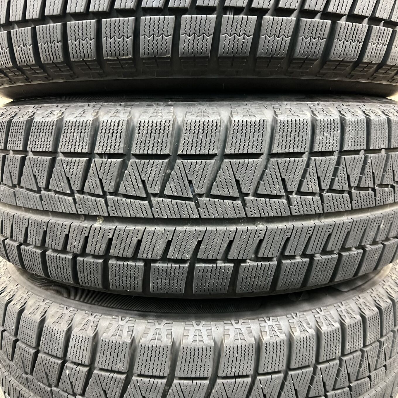 Bridgestone ICE PARTNER 2 215/65 R16, фото 4
