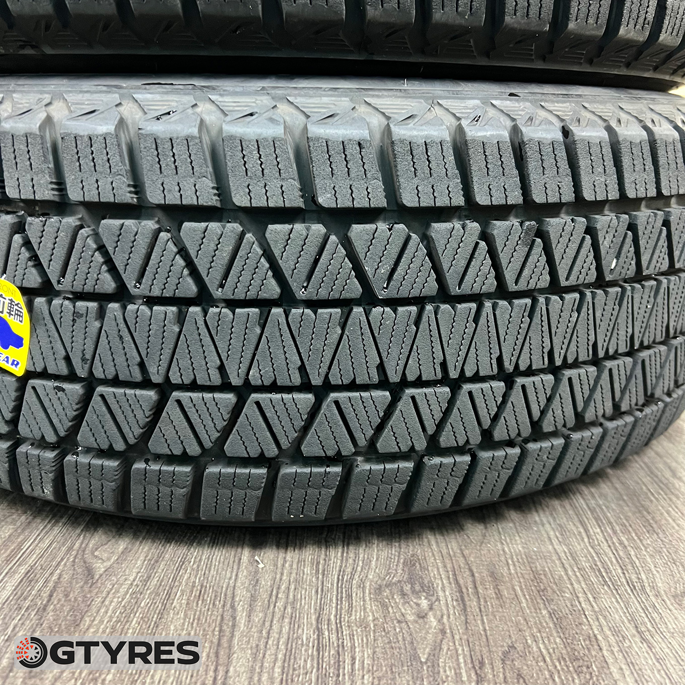 Bridgestone BLIZZAK DM-V3 225/60 R17, фото 2