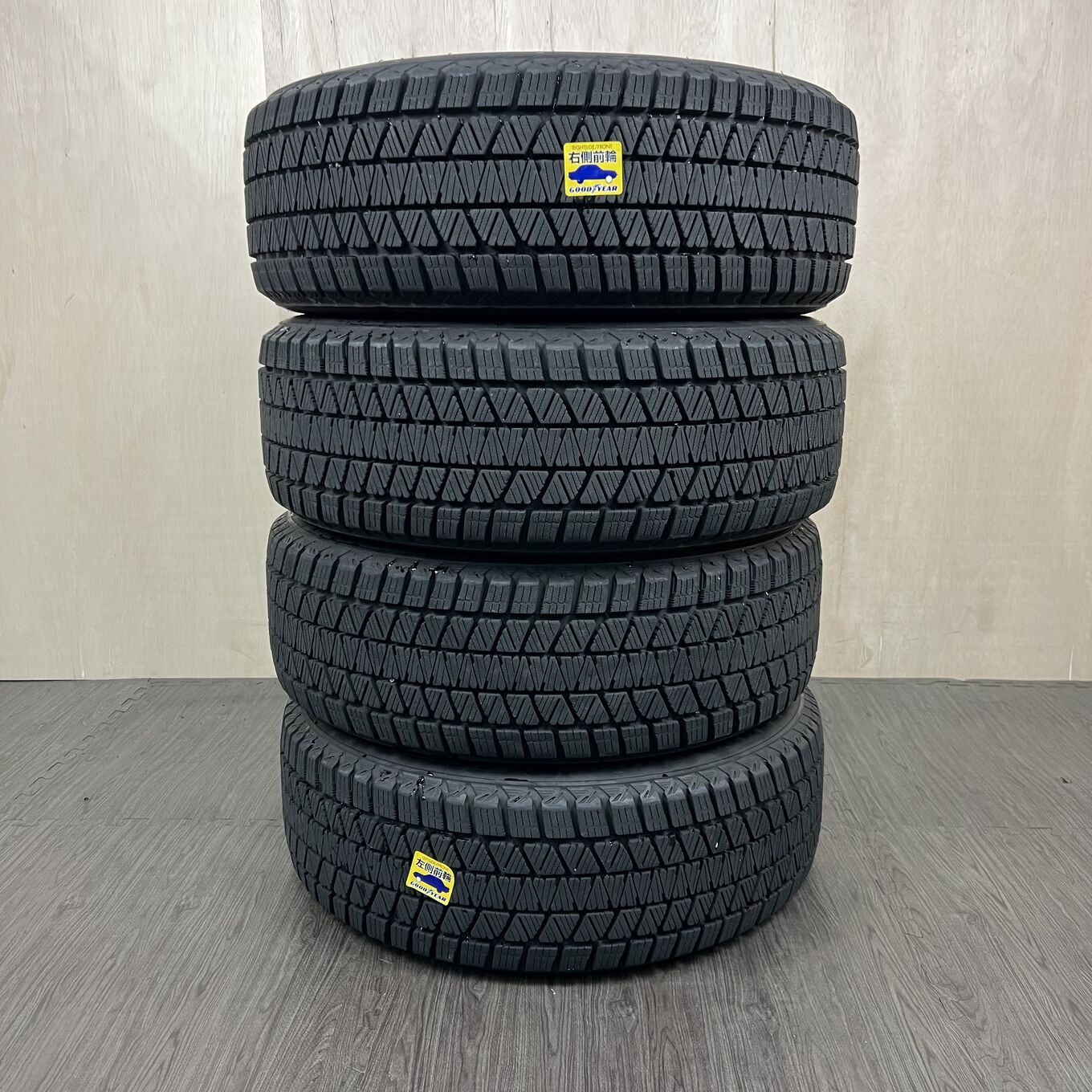 225/60 R17 Bridgestone BLIZZAK DM-V3 — 16 900 ¥/комплект