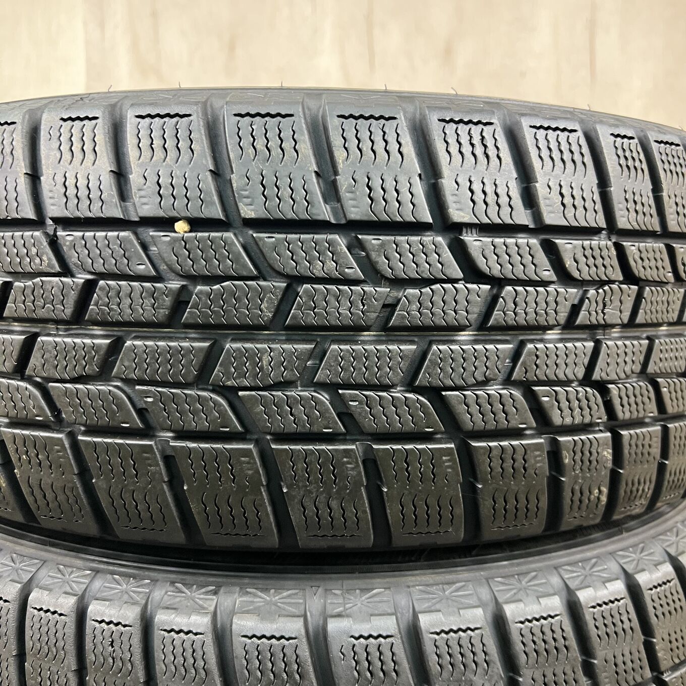 Goodyear ICE NAVI 6 205/55 R16, фото 2