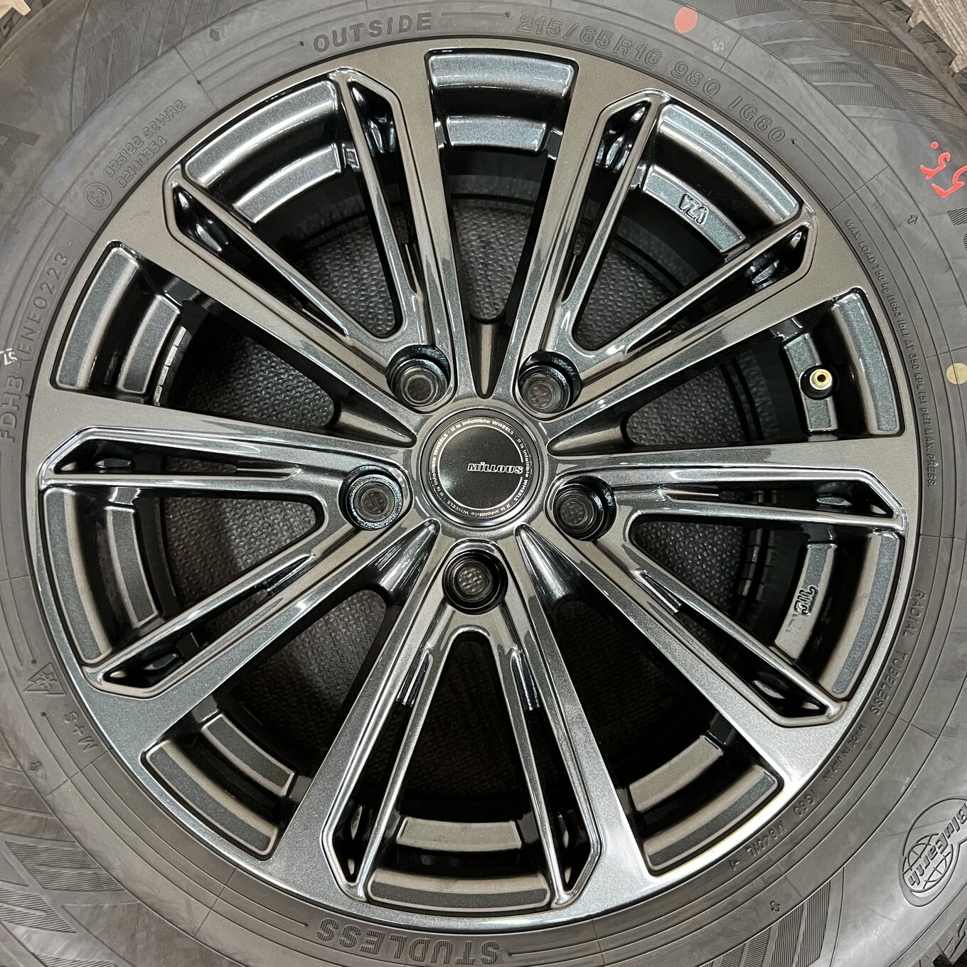 Yokohama ICE GUARD IG60 215/65 R16, фото 5