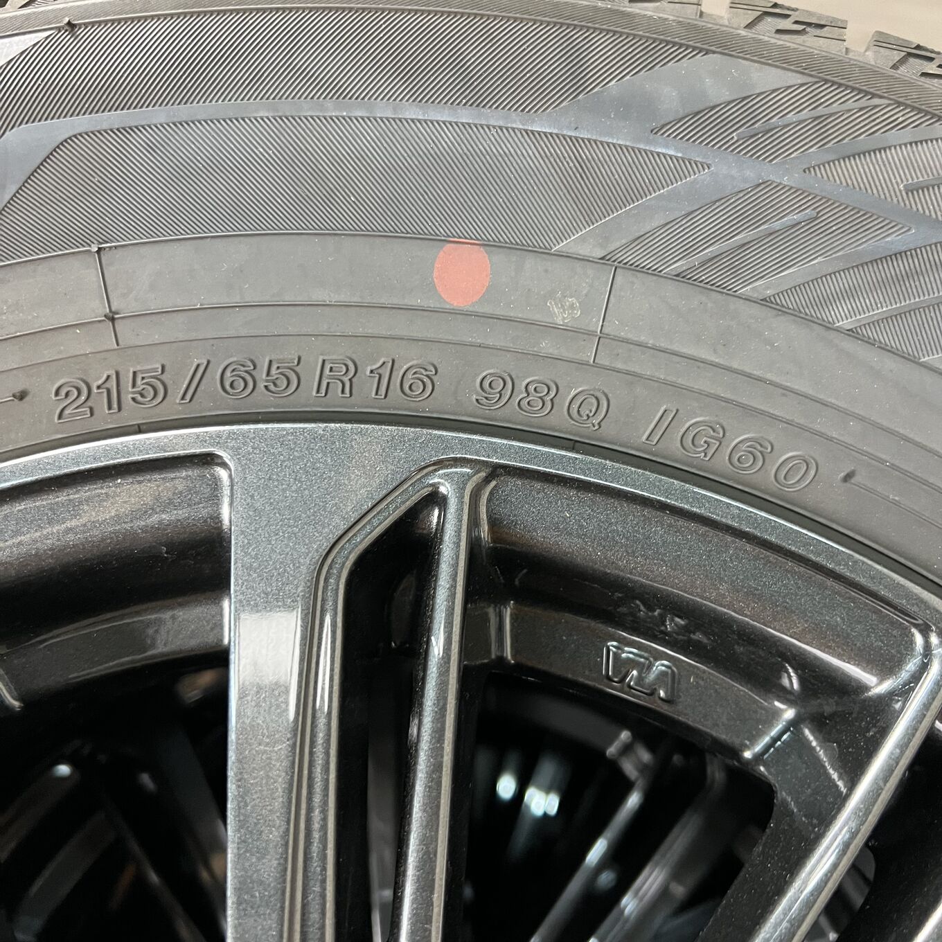 Yokohama ICE GUARD IG60 215/65 R16, фото 6