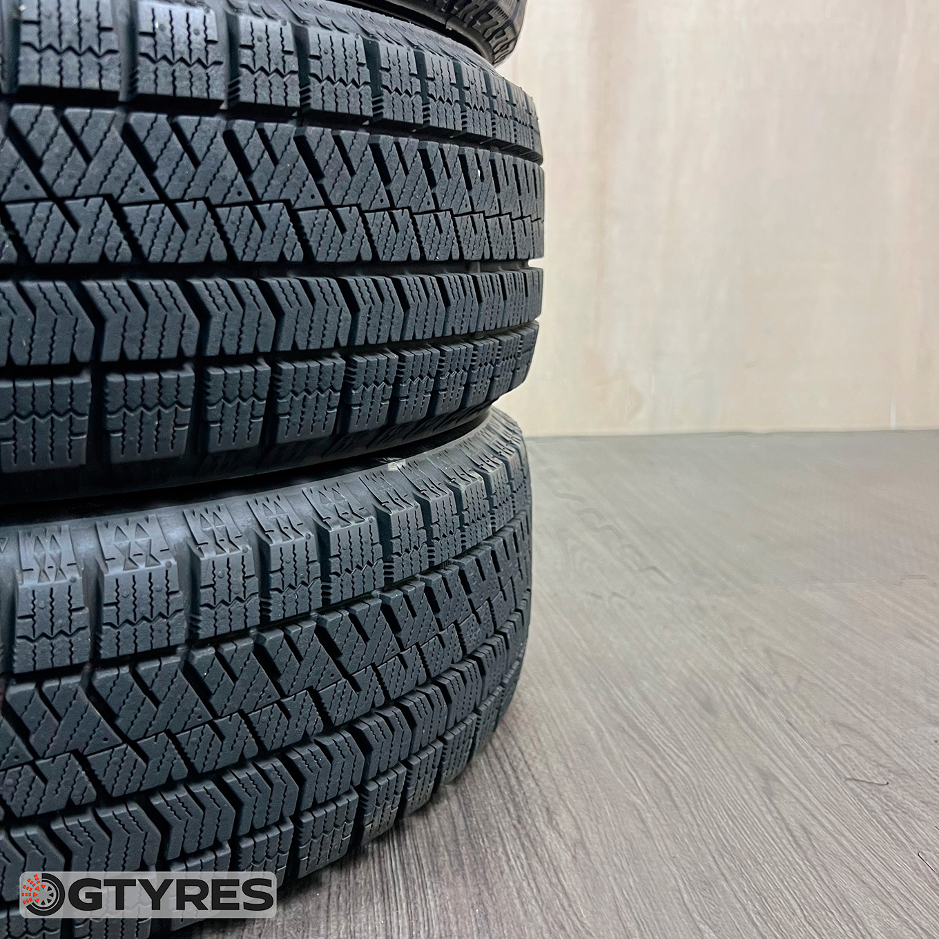 Yokohama BLUEARTH ES32 215/45 R17, фото 5