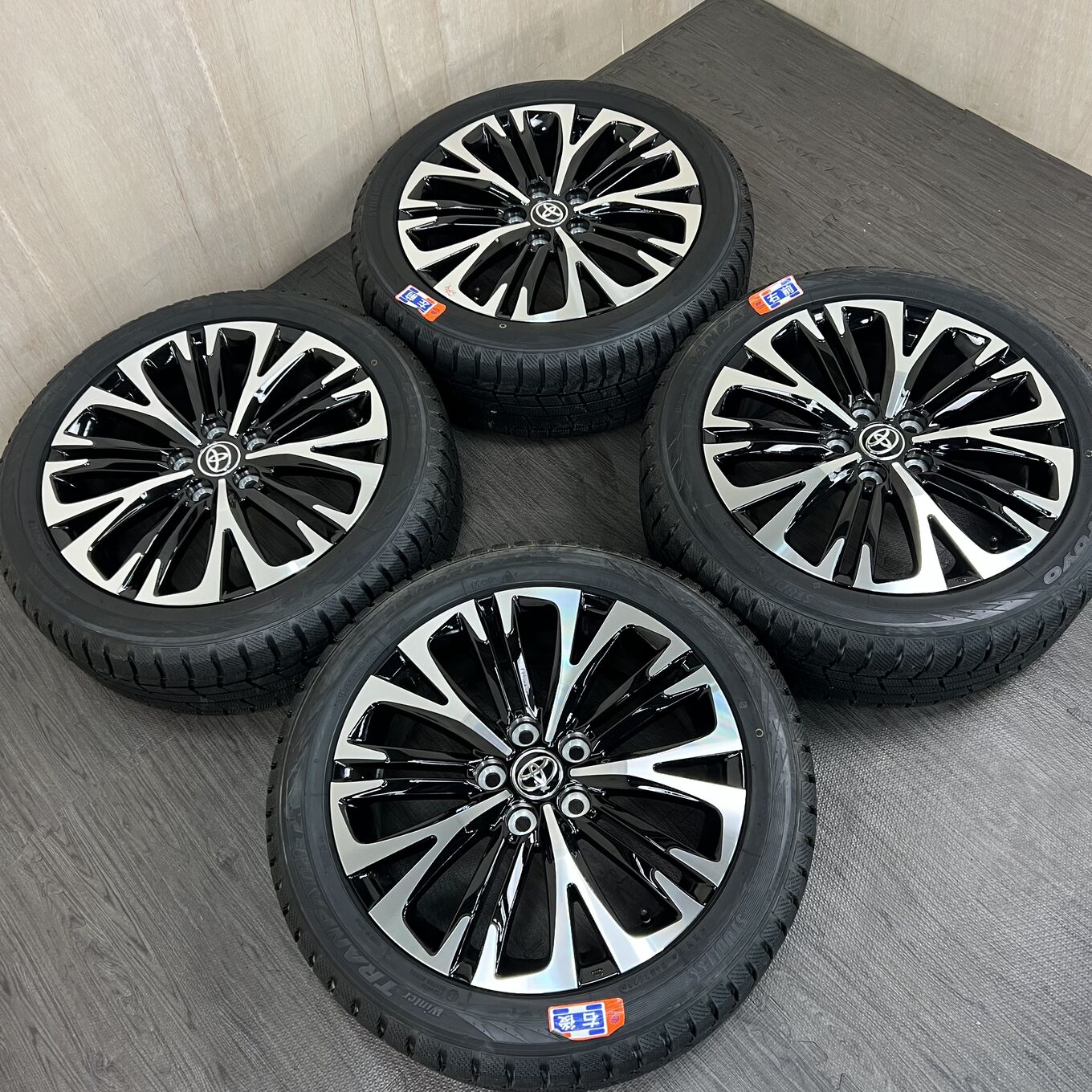 Toyo YARIS CROSS 215/50 R18, фото 6