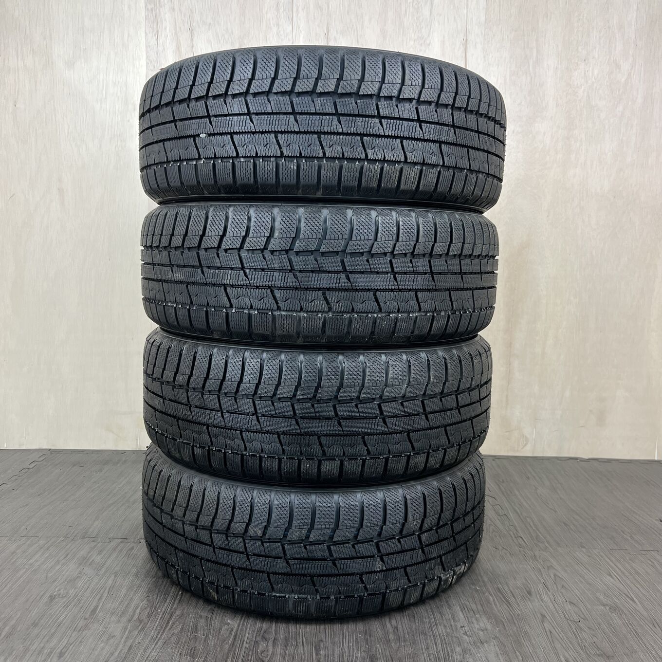 215/50 R18 Toyo TRANPATH TX — 42 400 ¥/комплект