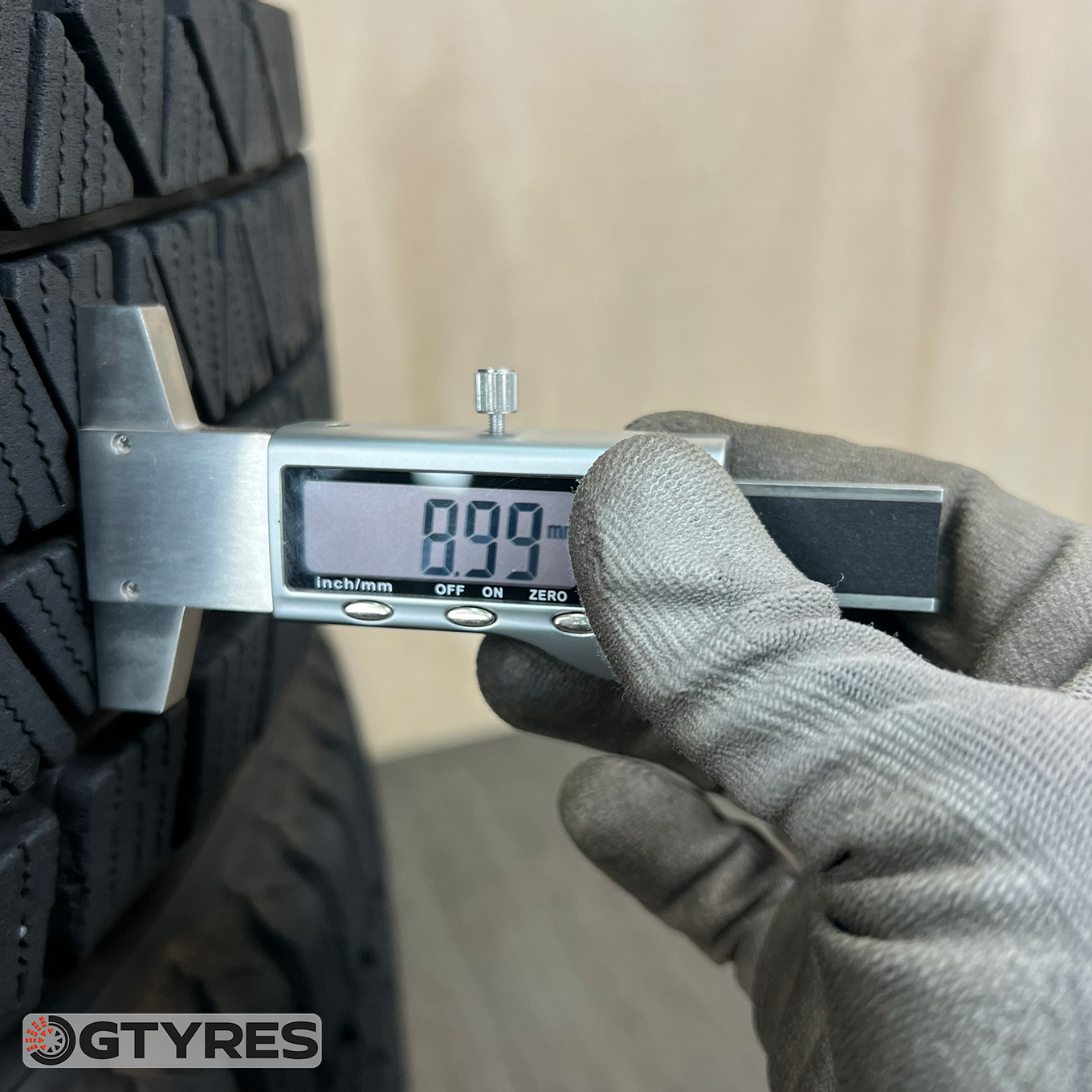 Bridgestone BLIZZAK DM-V3 225/55 R19, фото 6