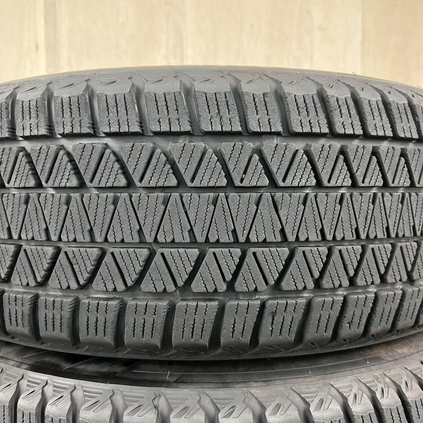 Bridgestone BLIZZAK DM-V3 225/55 R19, фото 2