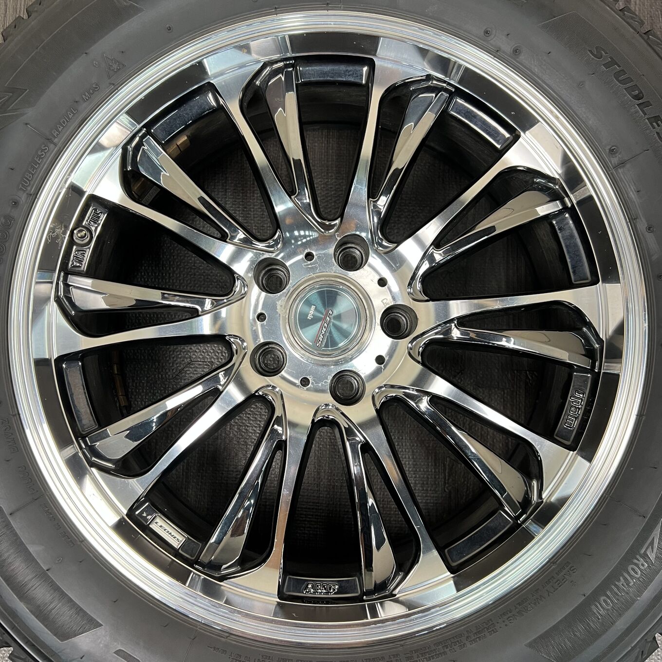 Bridgestone LEONIS GREILA 225/60 R18, фото 2