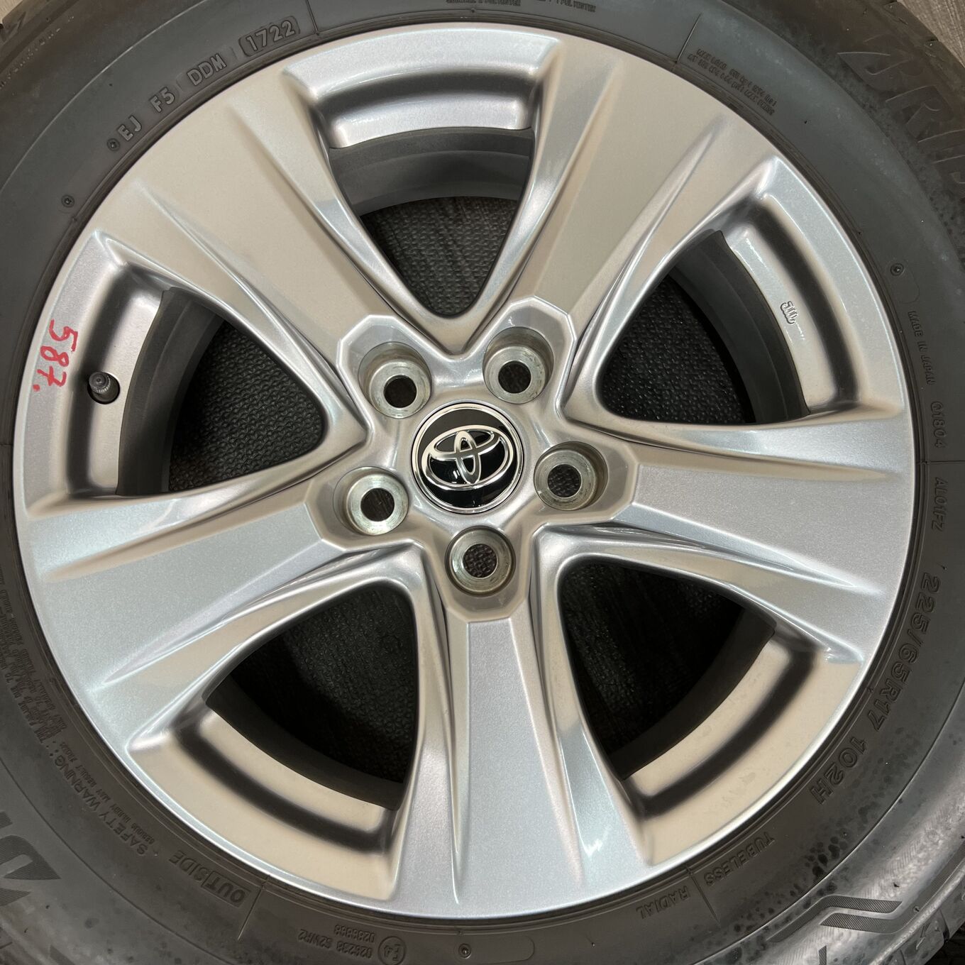 Toyo RAV4 R17 7J ET35 5x114.3, фото 2