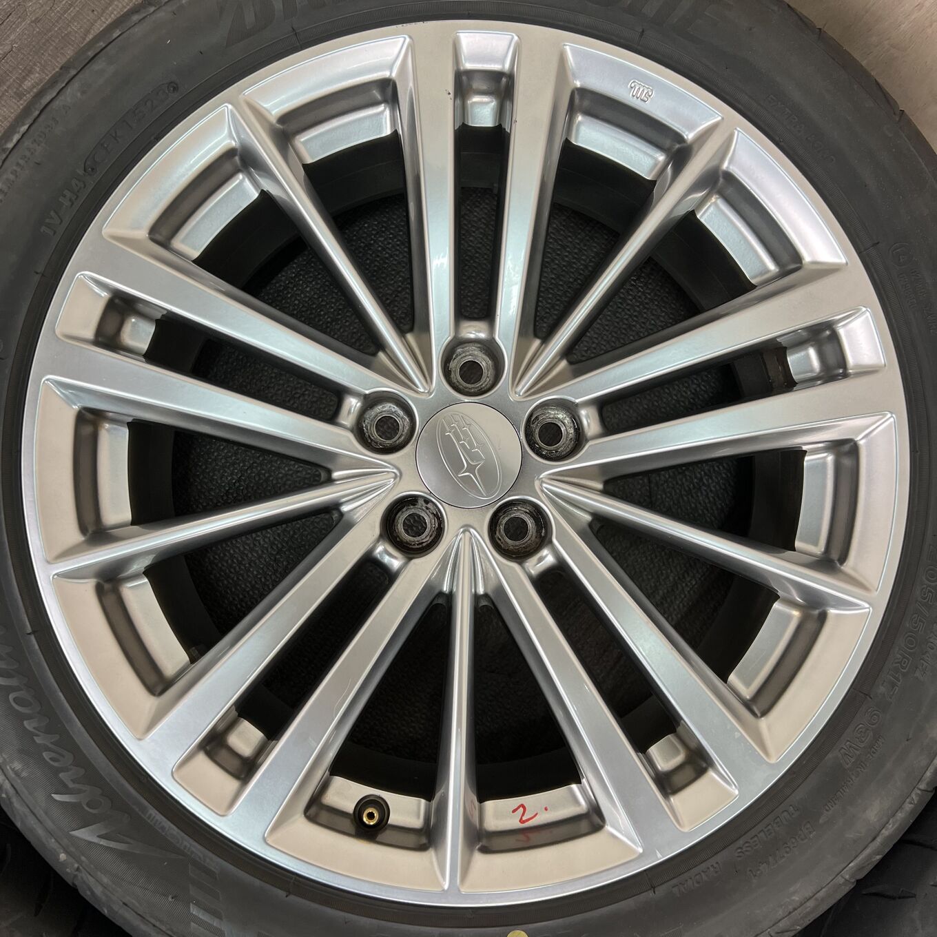 Bridgestone POTENZA RE004 205/50 R17, фото 4