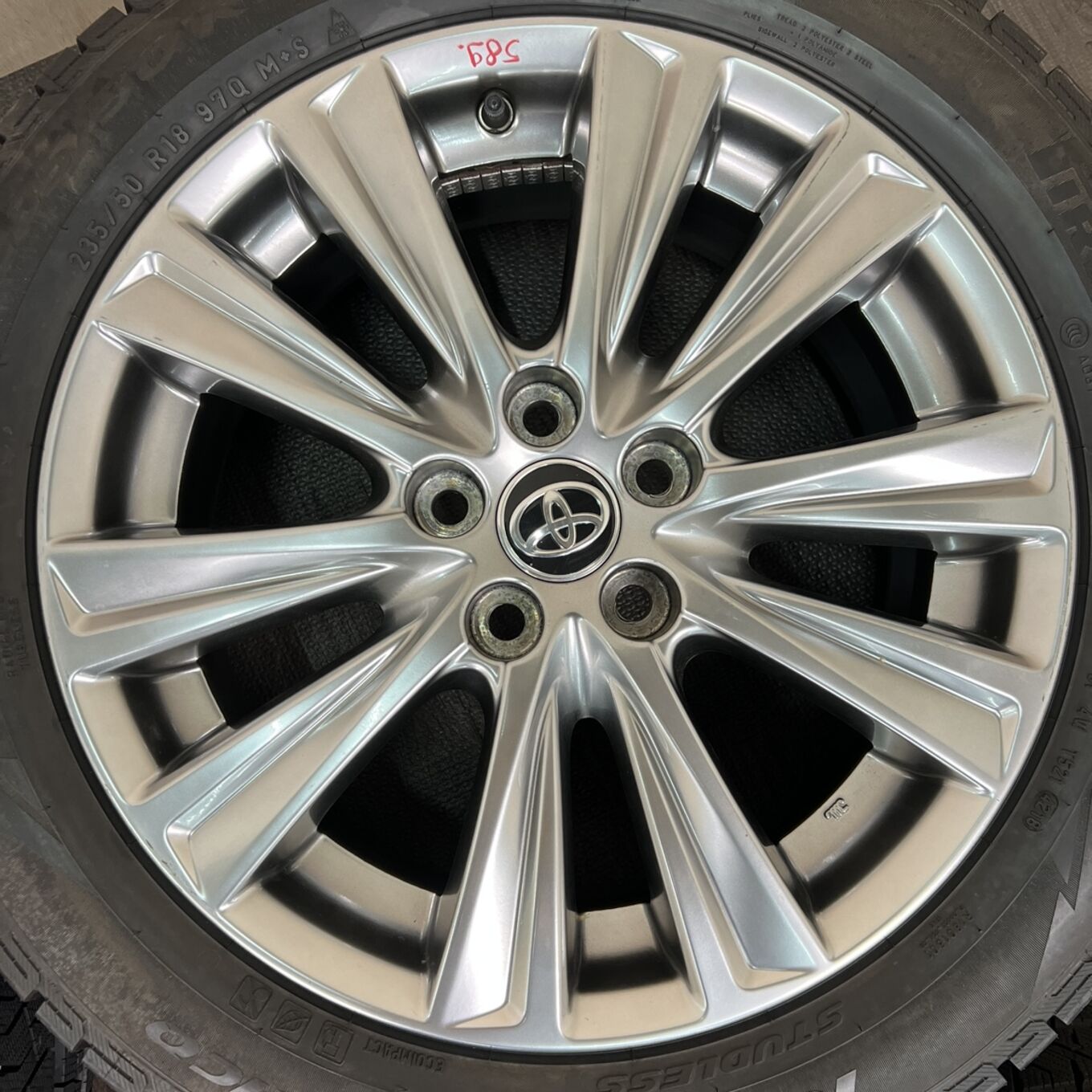 Pirelli ALPHARD/VELFIRE 235/50 R18, фото 5