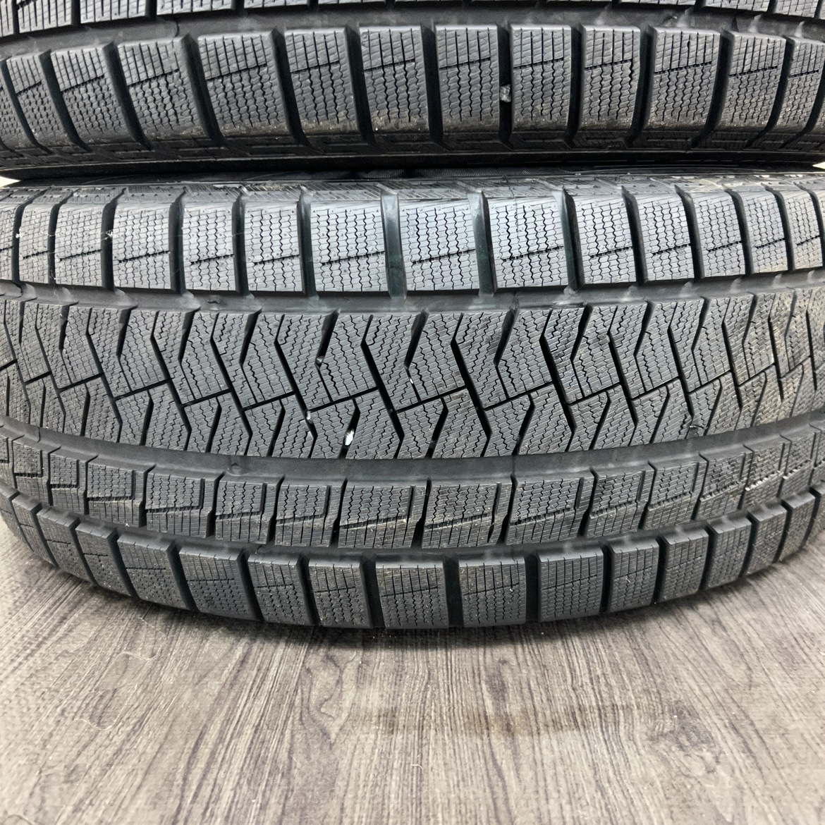 Pirelli ICE ZERO ASIMMETRICO 235/50 R18, фото 5