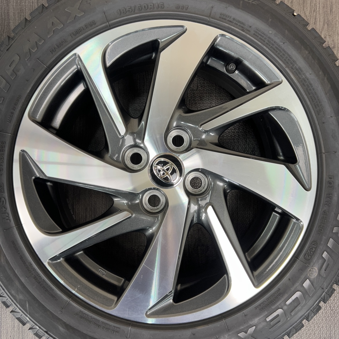 Toyo AQUA R16 6J ET45 4x100, фото 4