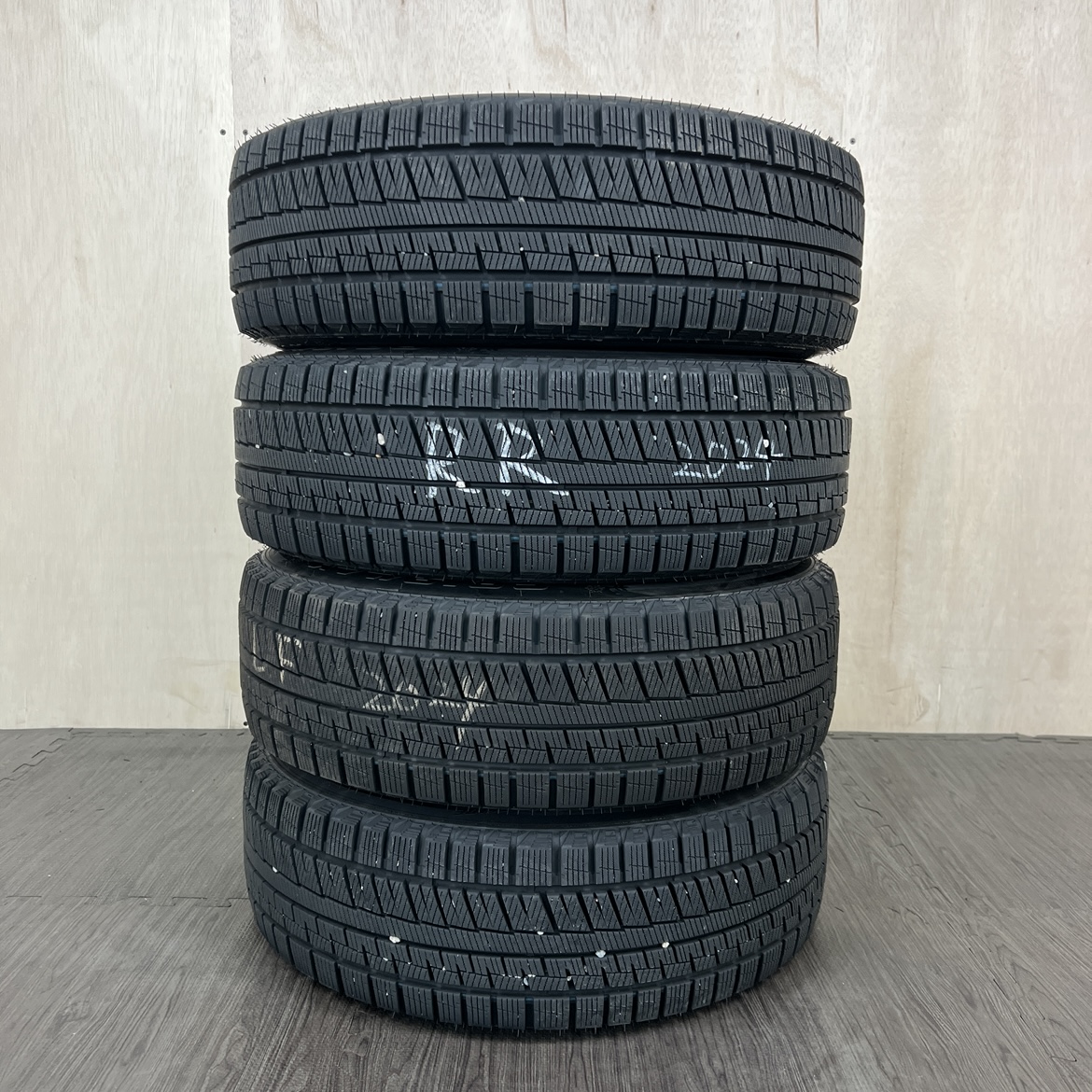 195/55 R16 GRIP ICE X — 15 300 ¥/комплект