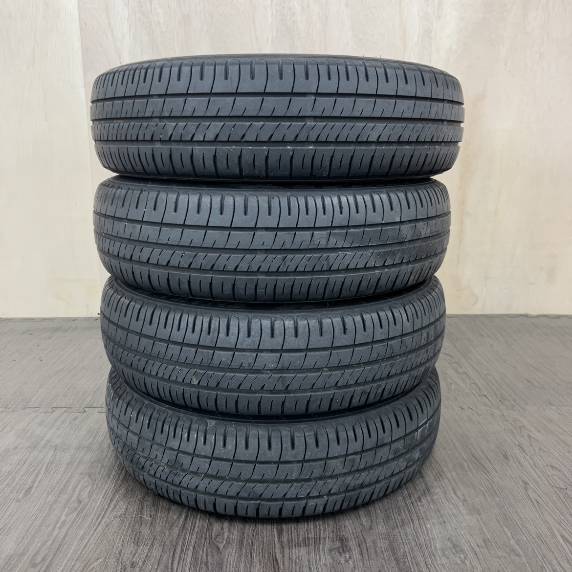 155/65 R14 Dunlop ENASAVE EC204 — 9 400 ¥/комплект