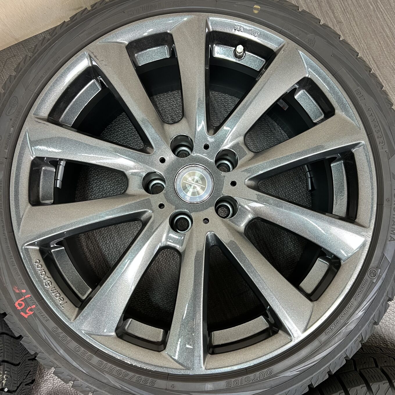 Yokohama ICE GUARD IG70 225/40 R18, фото 5