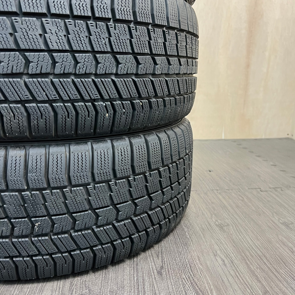 Goodyear ICE NAVI 8 225/40 R18, фото 5