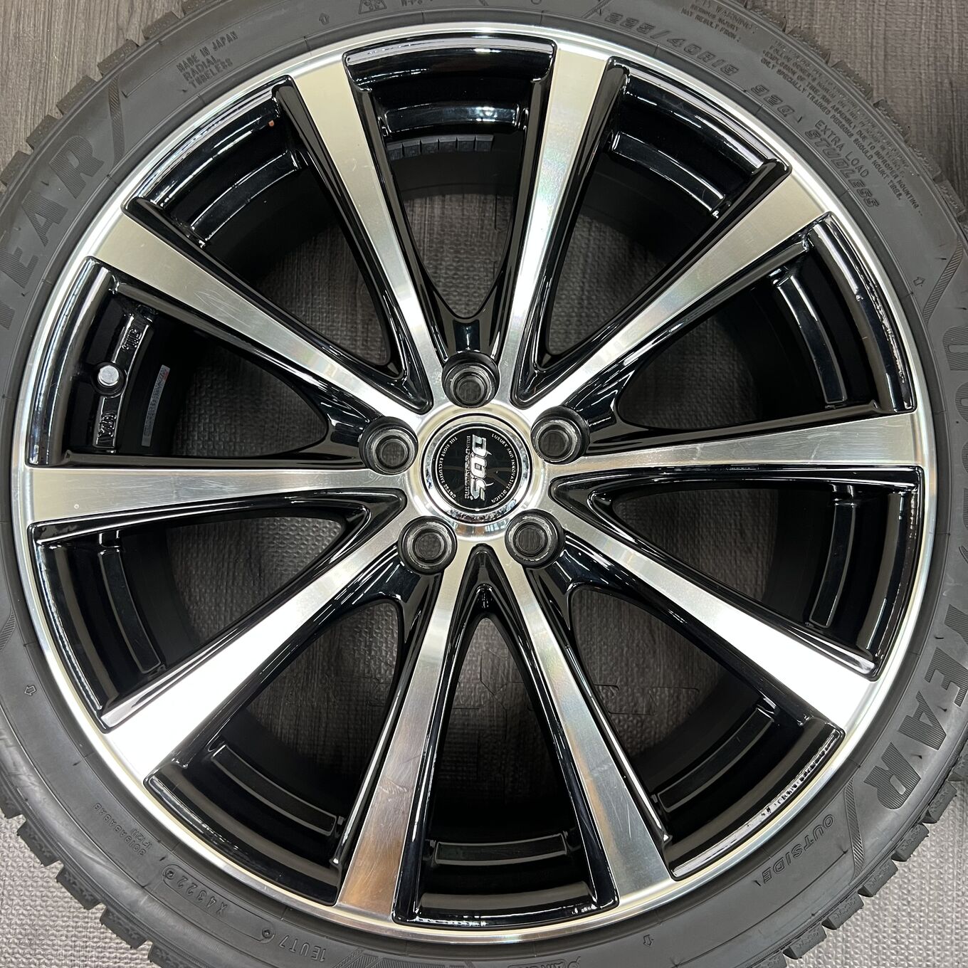 Goodyear ICE NAVI 8 225/40 R18, фото 2