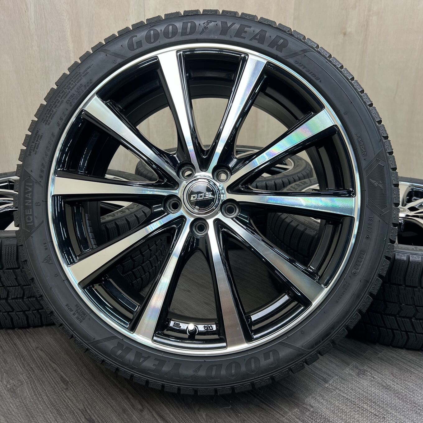 Goodyear ICE NAVI 8 225/40 R18, фото 6
