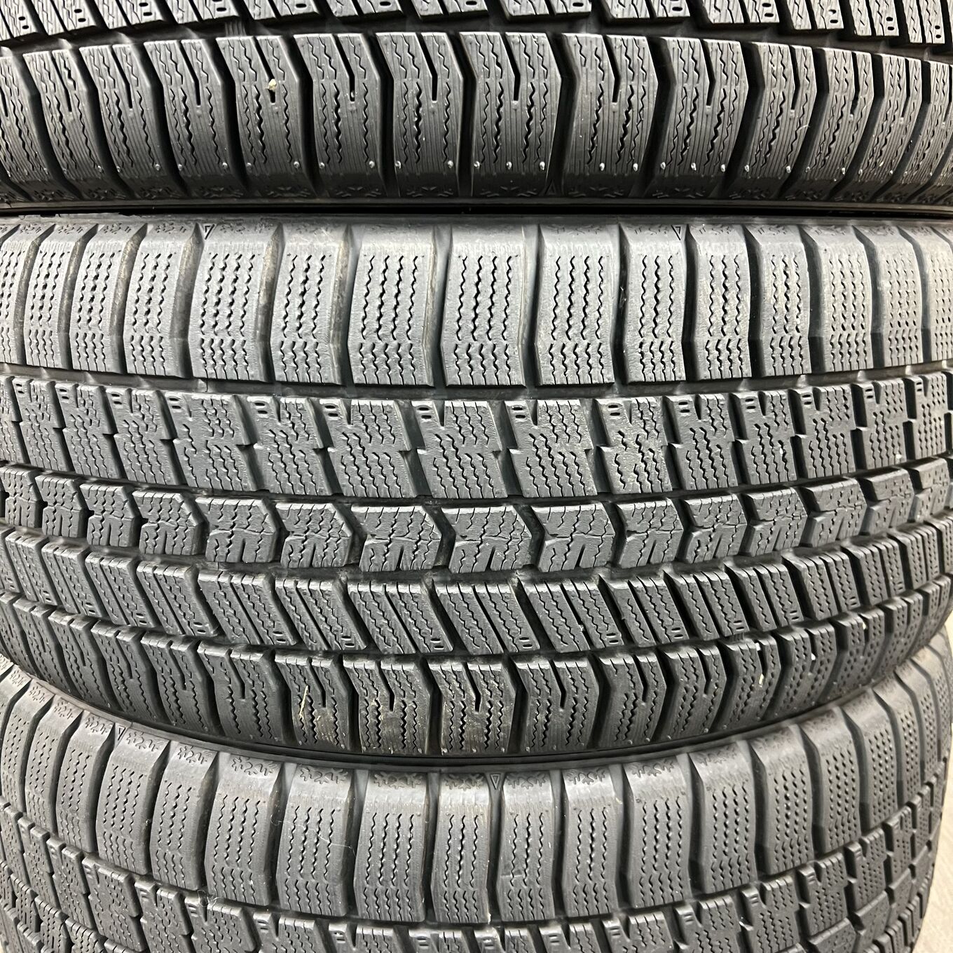 Goodyear ICE NAVI 8 225/40 R18, фото 4