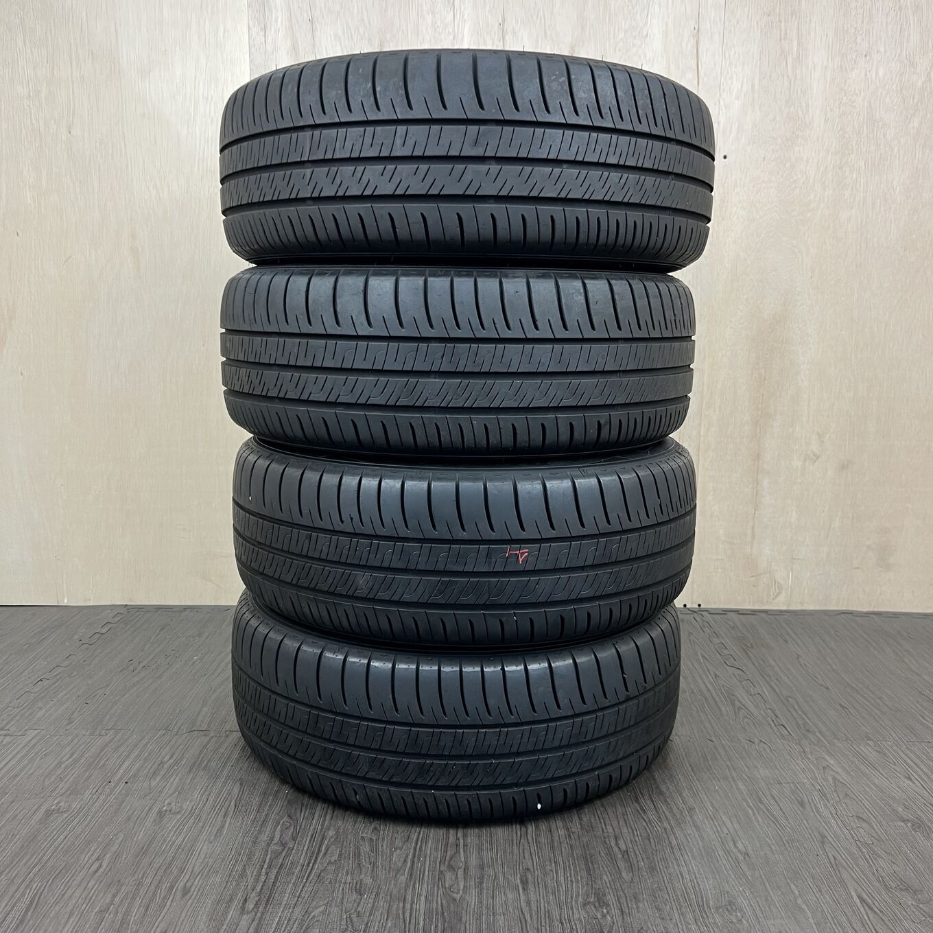 215/55 R17 Dunlop ENASAVE RV505 — 18 700 ¥/комплект