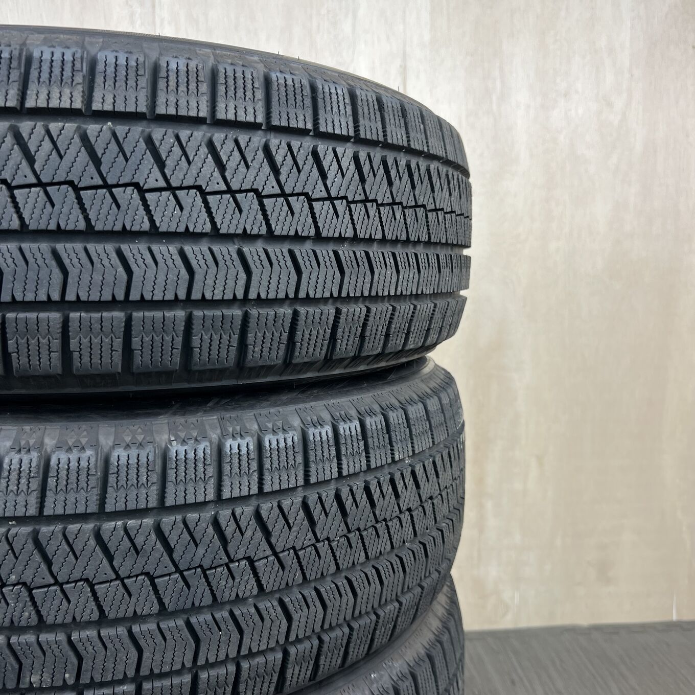 Bridgestone BLIZZAK VRX2 225/60 R17, фото 6