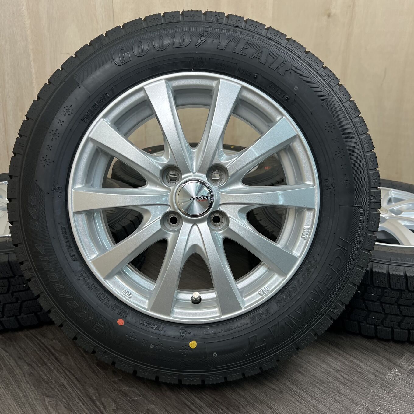 Goodyear RAVRION RS01 175/70 R14, фото 6