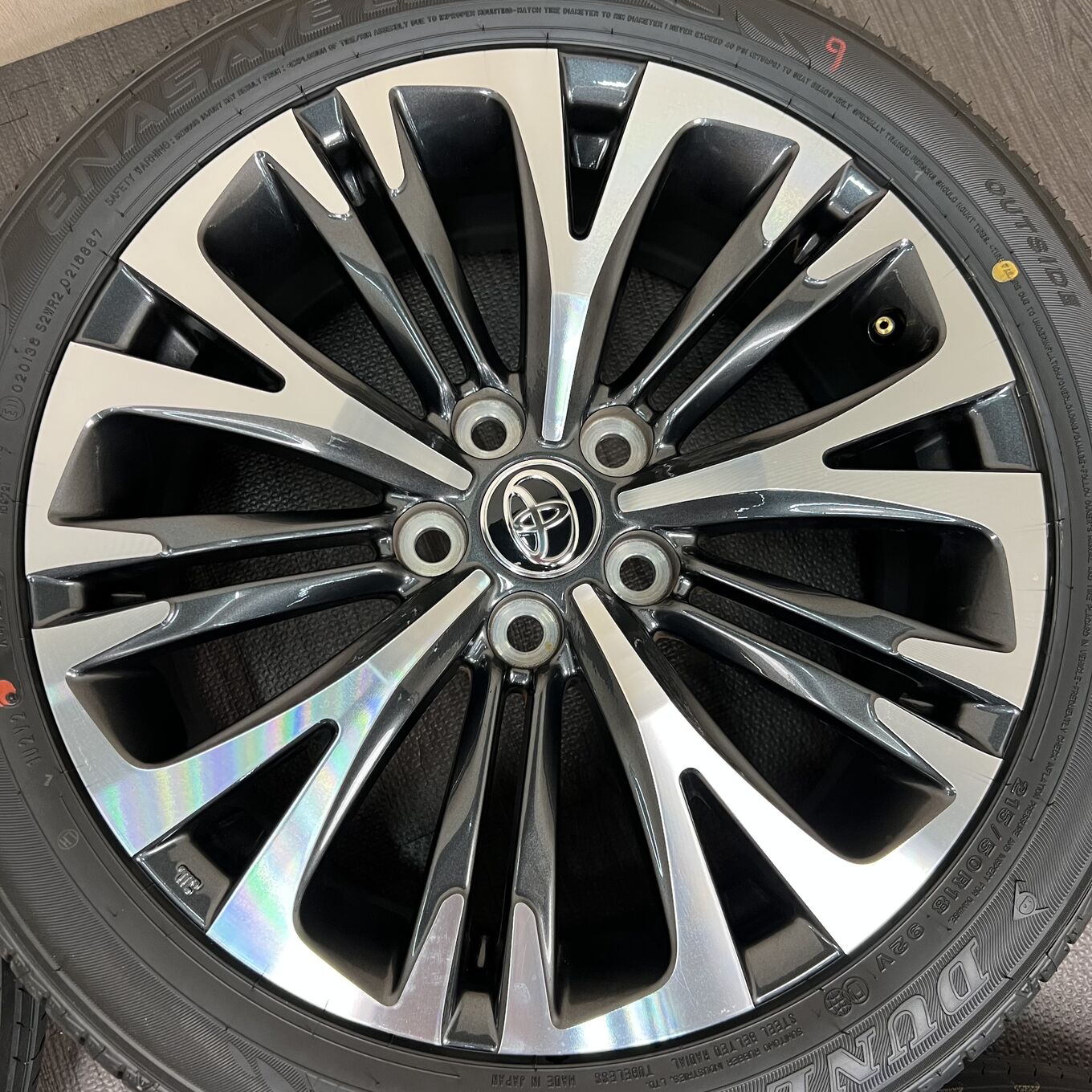 Dunlop YARIS CROSS 215/50 R18, фото 5