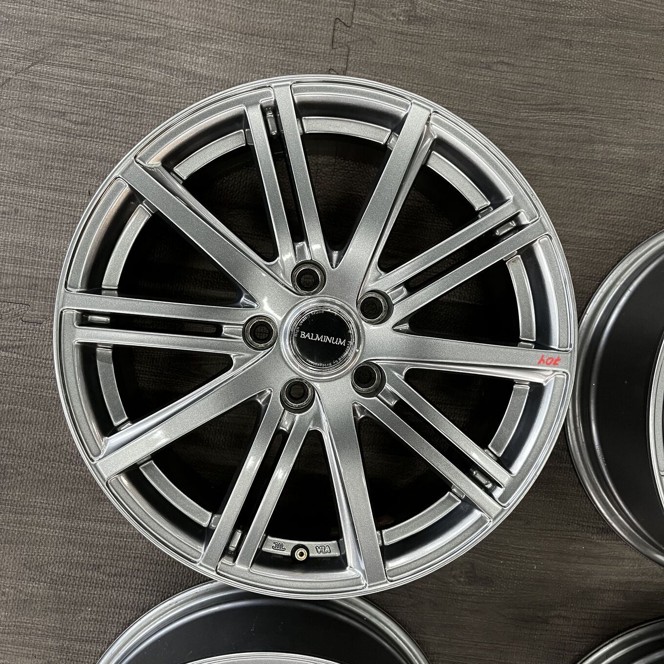 Bridgestone BALMINUM R17 7J ET45 5x114.3, фото 5