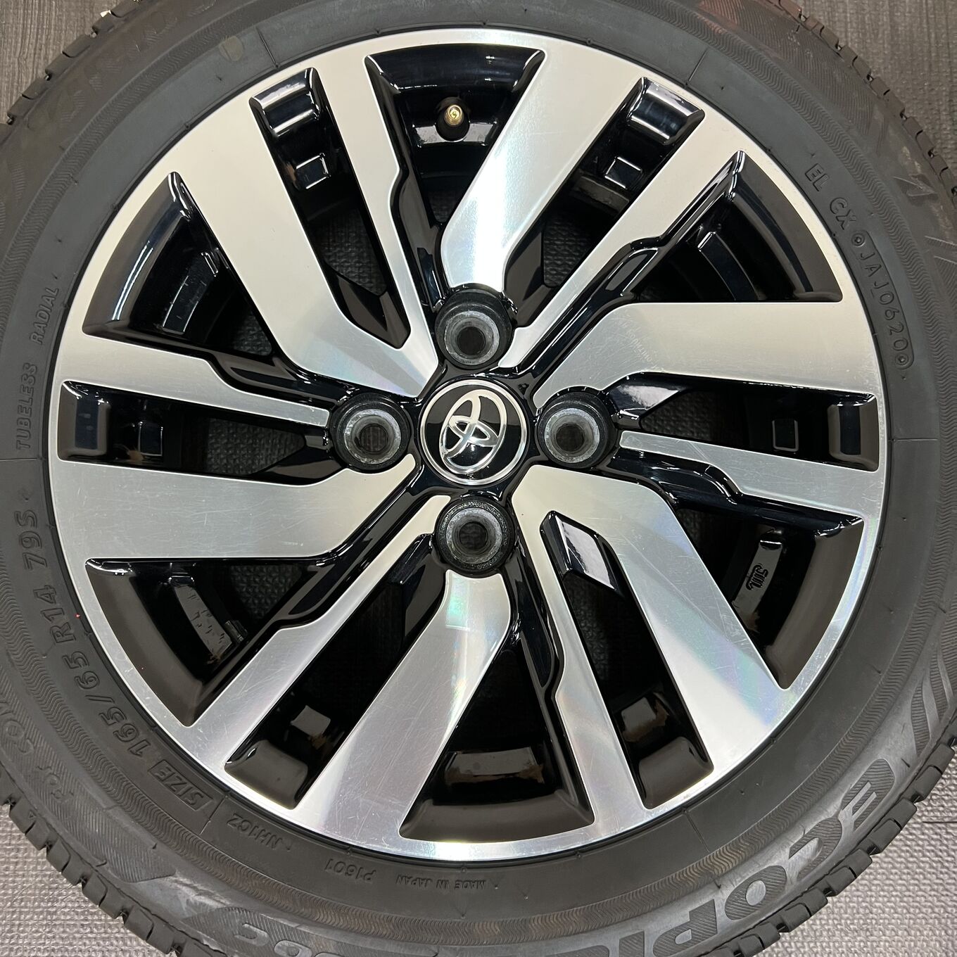 Toyo TANK; ROOMY R14 5J ET35 4x100, фото 4
