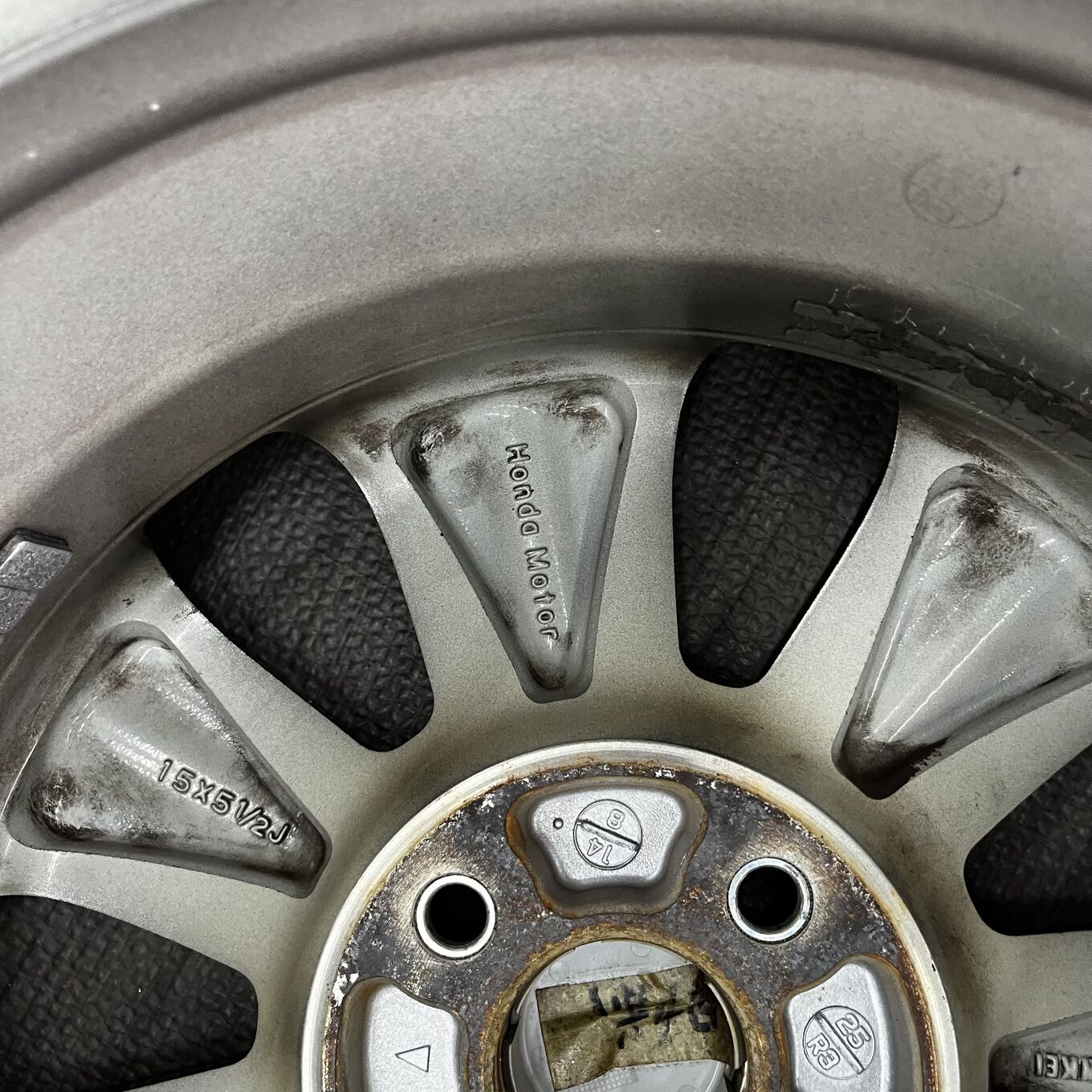 R15 5.5J ET50 4x100 FREED — 25 300 ¥/комплект