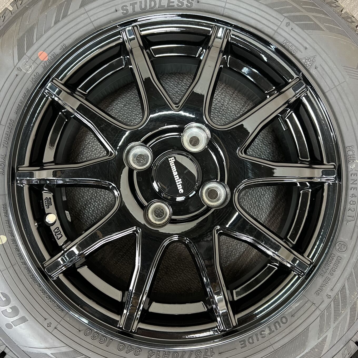 Yokohama ICE GUARD IG60 175/70 R14, фото 4