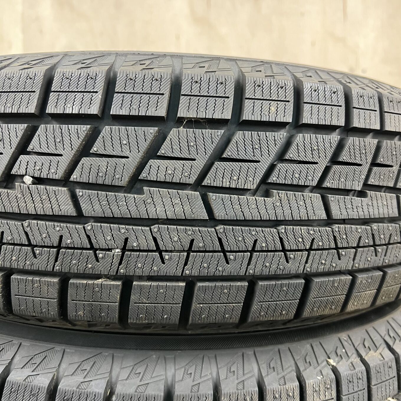 Yokohama ICE GUARD IG60 175/70 R14, фото 2