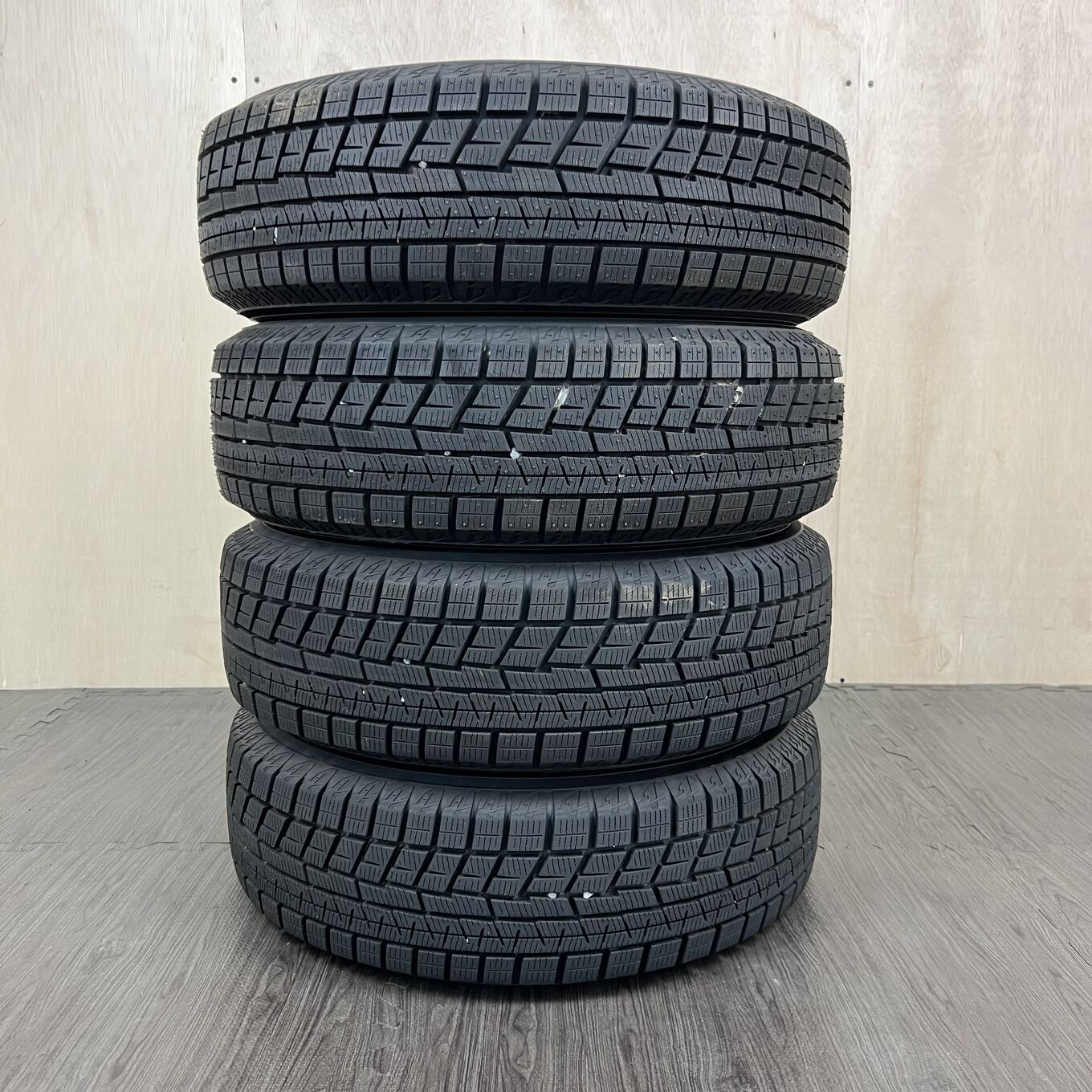 175/70 R14 Yokohama ICE GUARD IG60 — 16 900 ¥/комплект