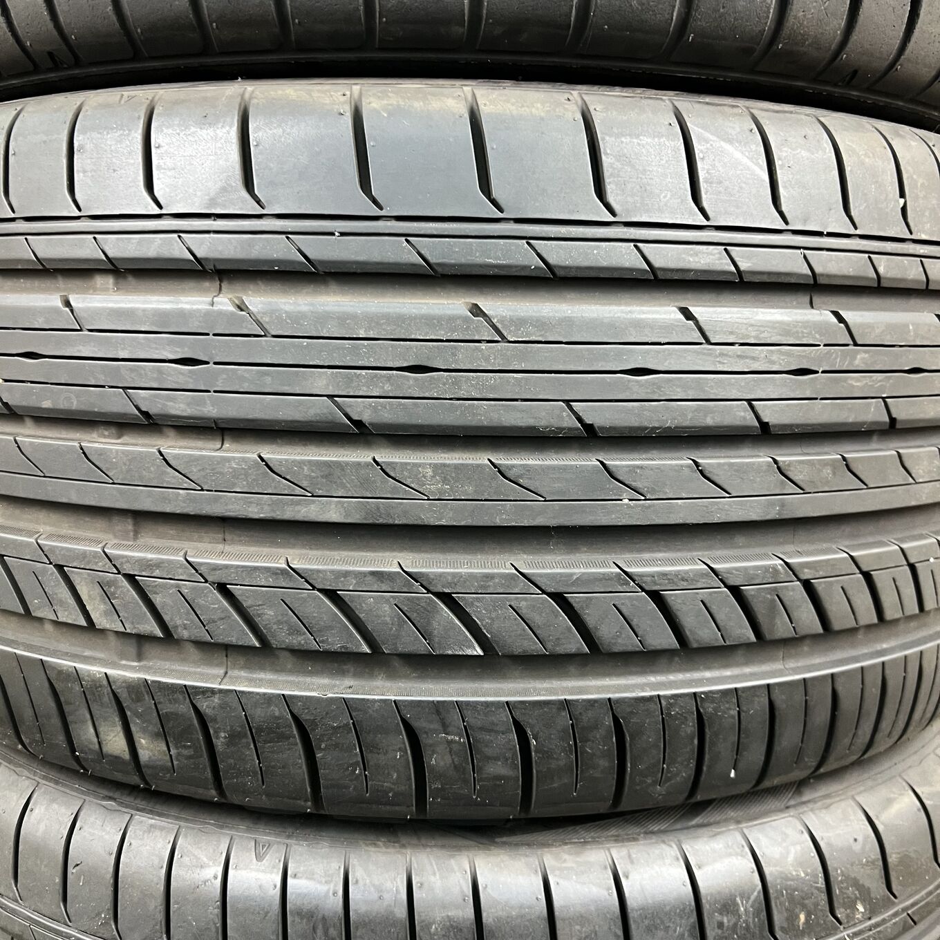 EMI ZERO UHP 225/55 R17, фото 2