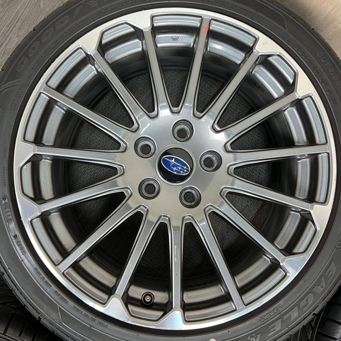 LEVORG STI R18 7.5J ET55 5x114.3, фото 4