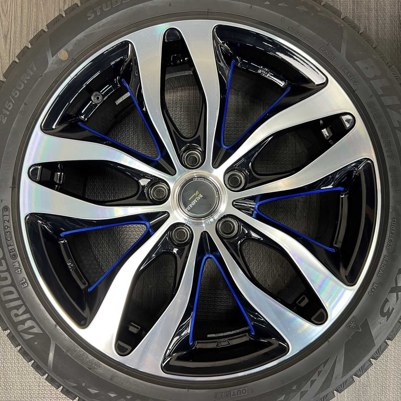 Bridgestone BALMINUM PREMIUM 215/50 R17, фото 2