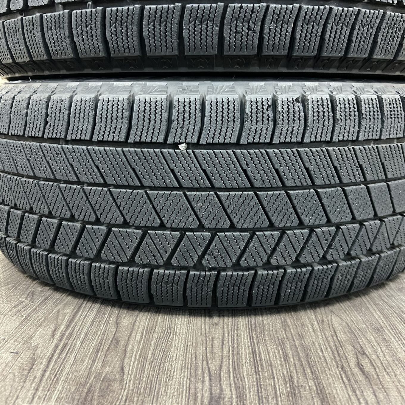 Bridgestone BLIZZAK VRX2 215/50 R17, фото 5