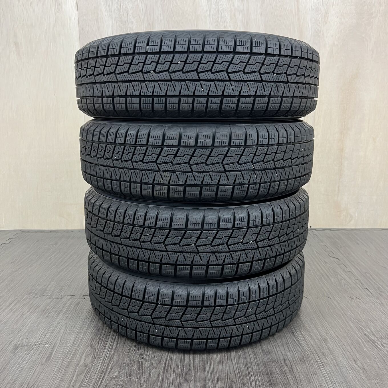 155/65 R14 Yokohama ICE GUARD IG60 — 9 200 ¥/комплект