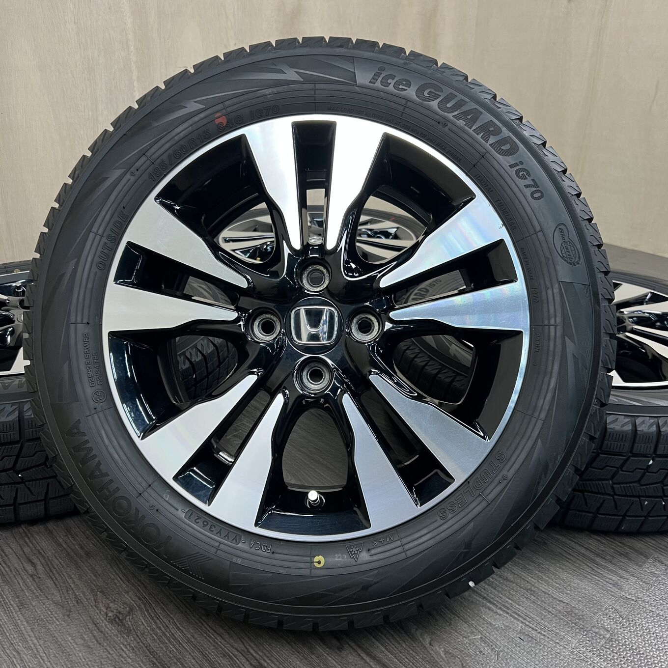 Yokohama ICE GUARD IG70 185/60 R15, фото 6