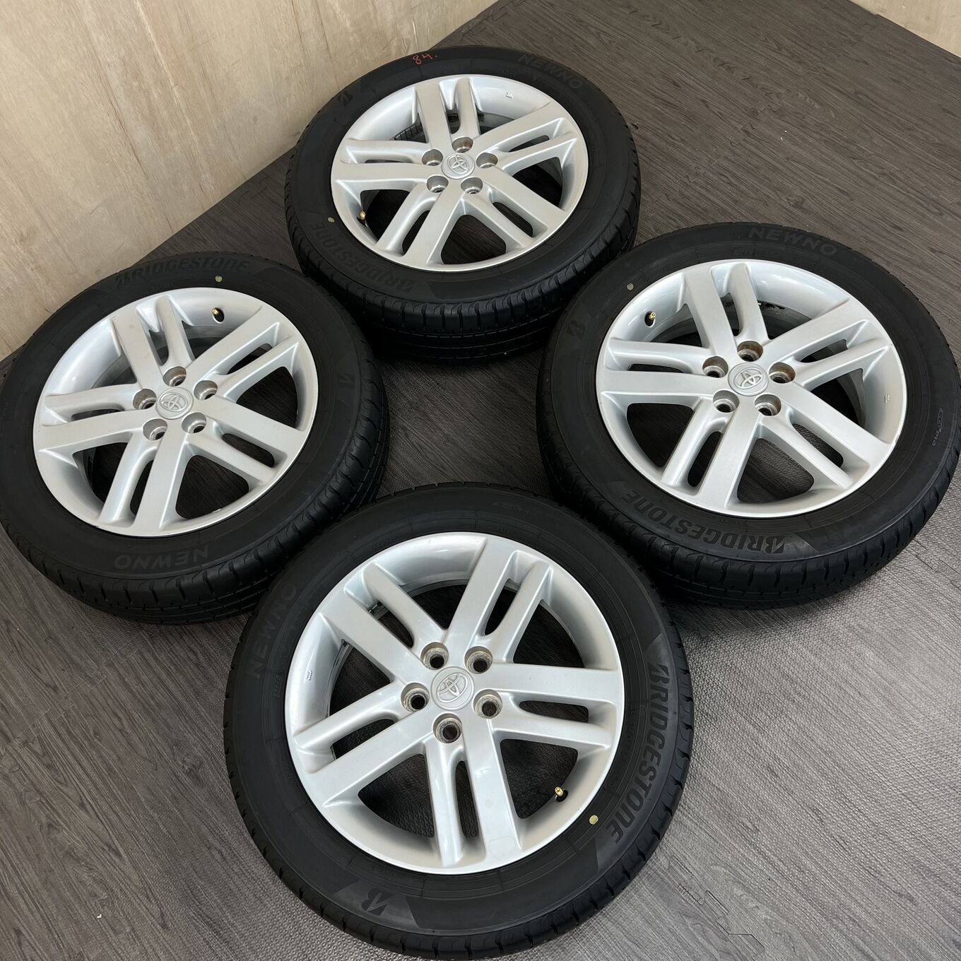 Bridgestone RACTIS 185/60 R16, фото 6
