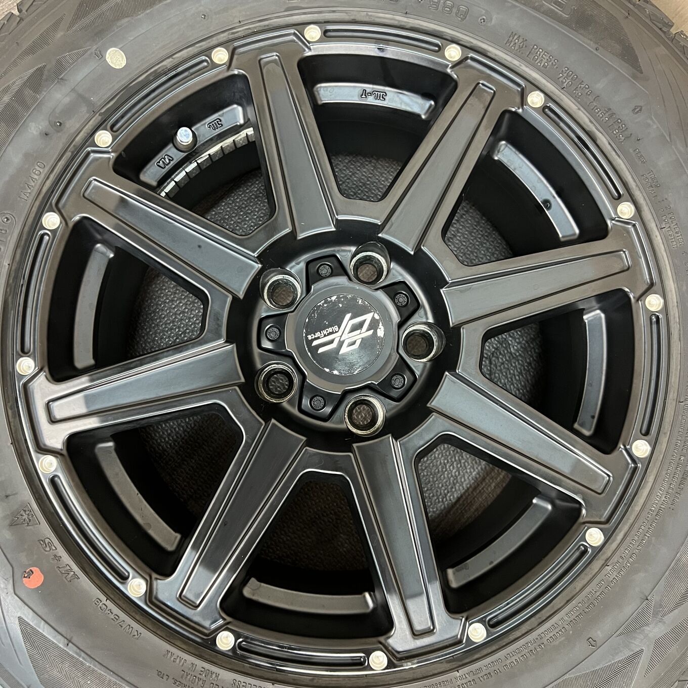 Dunlop WINTERMAXX SJ8 215/65 R16, фото 4