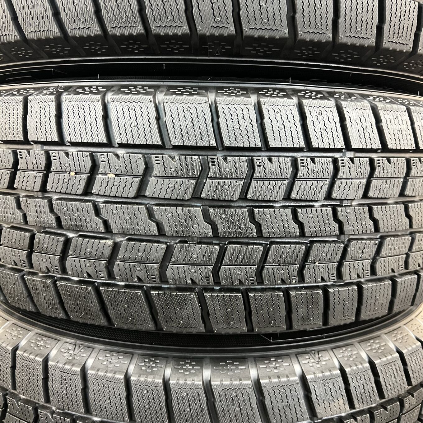 Goodyear ICE NAVI 7 215/65 R16, фото 4
