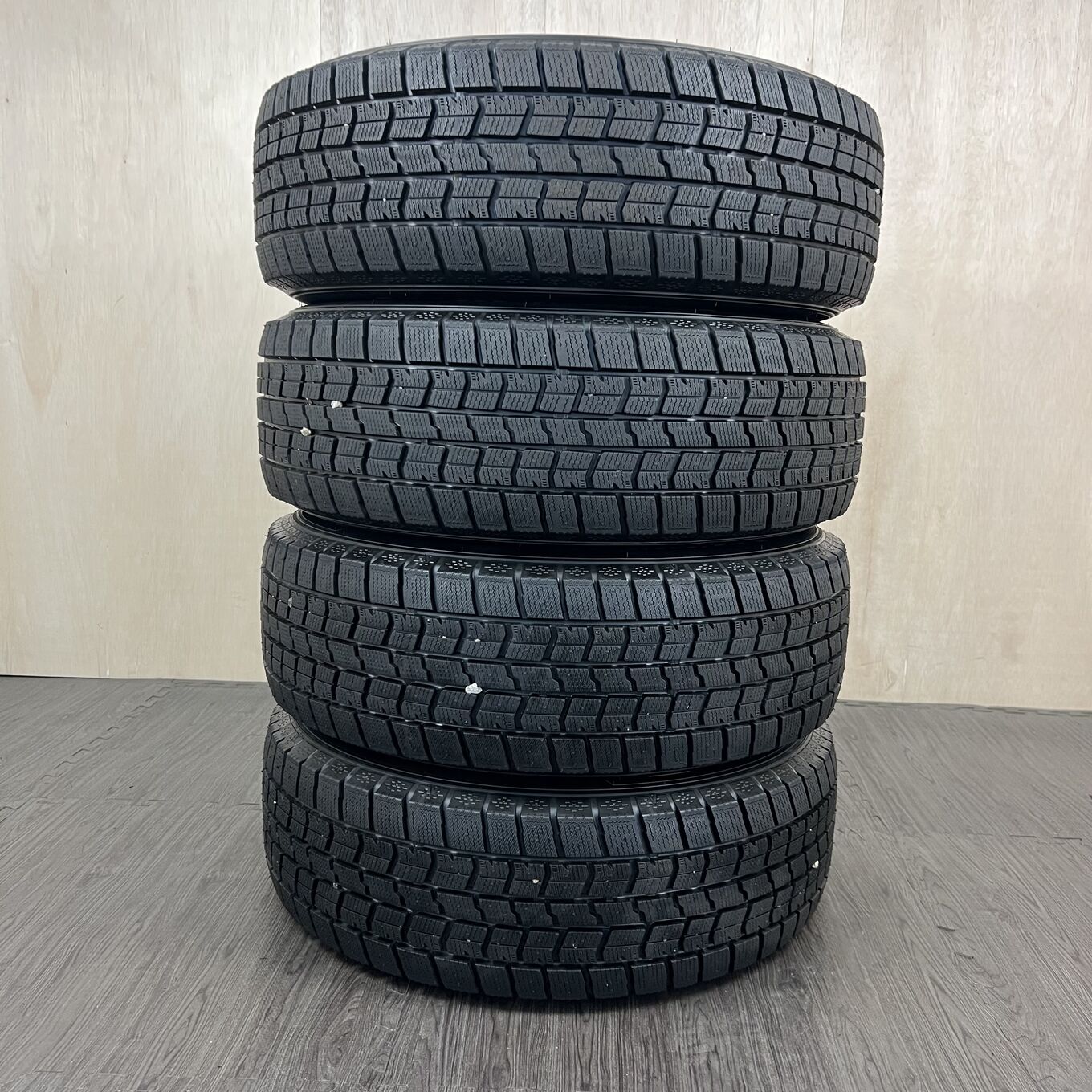 215/65 R16 Goodyear ICE NAVI 7 — 29 600 ¥/комплект