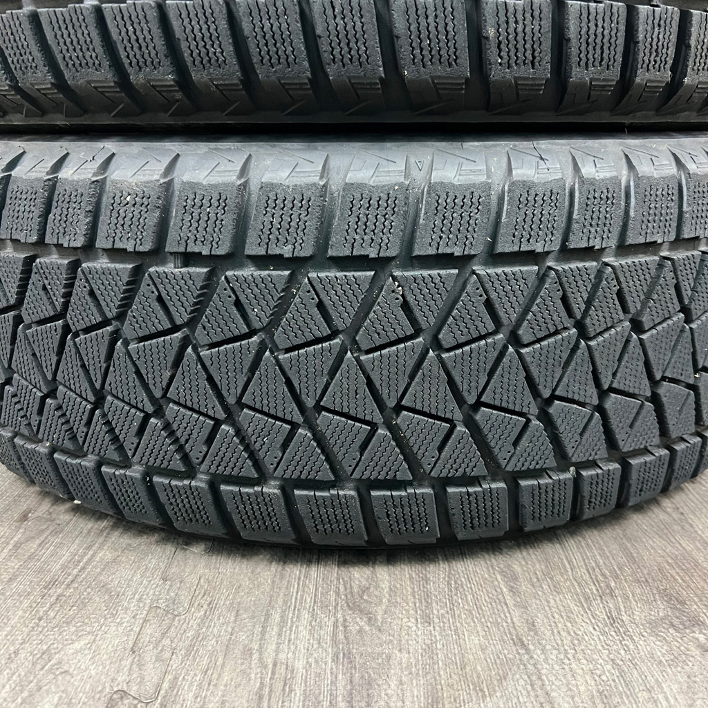 Bridgestone 225/55 R18, фото 2
